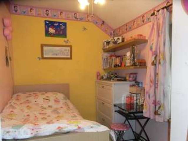  Image of 3 bedroom Property for sale in Mays Lane Barnet EN5 at Mays Lane  Barnet, EN5 2EF