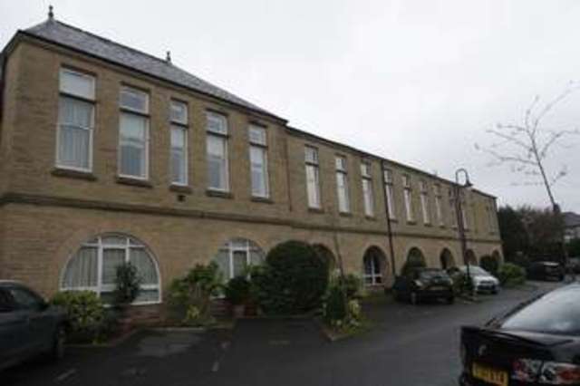  Image of 2 bedroom Flat for sale in Emily Way Halifax HX1 at McCrea Apartments  Halifax, HX1 2NS