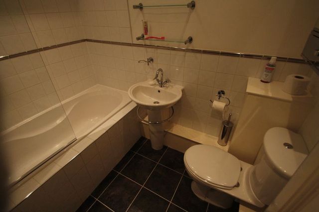  Image of 2 bedroom Flat to rent in Emily Way Halifax HX1 at McCrea Apartments  Halifax, HX1 2NS