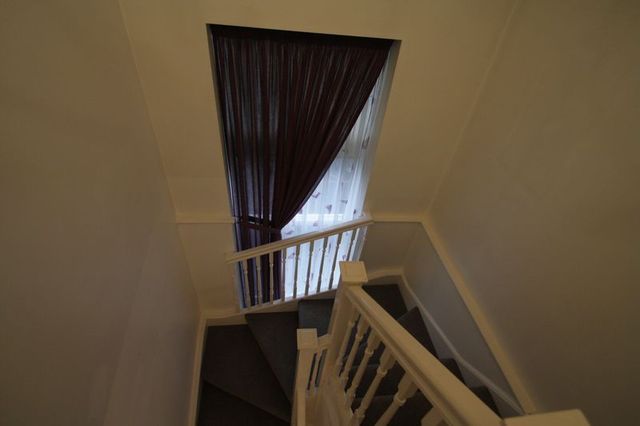  Image of 2 bedroom Flat to rent in Emily Way Halifax HX1 at McCrea Apartments  Halifax, HX1 2NS
