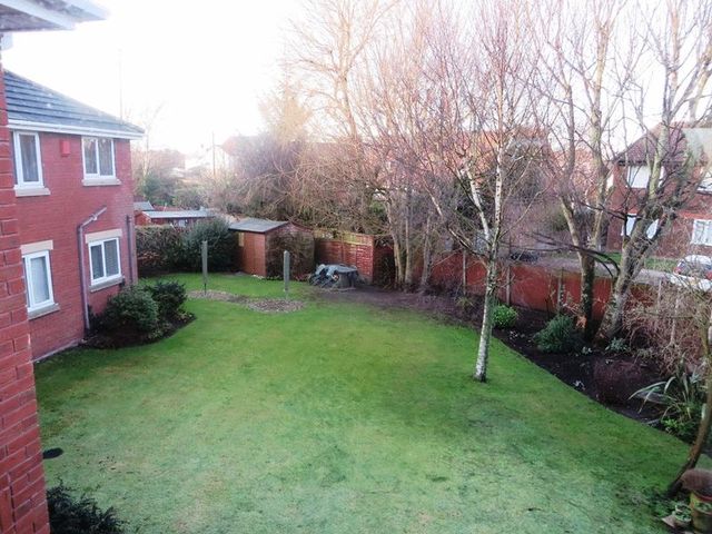  Image of 1 bedroom Flat to rent in Meadow View Southport PR8 at Meadow View  Southport, PR8 6PW
