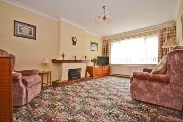  Image of 2 bedroom Bungalow to rent in Mill Dam Close Burscough Ormskirk L40 at Mill Dam Close Burscough Burscough, L40 7UD