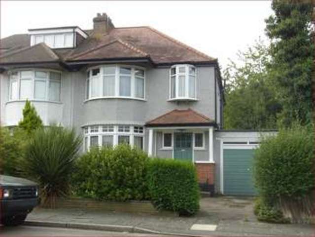  Image of 4 bedroom Semi-Detached house for sale in Monks Avenue New Barnet Barnet EN5 at Monks Avenue  New Barnet, EN5 1DA