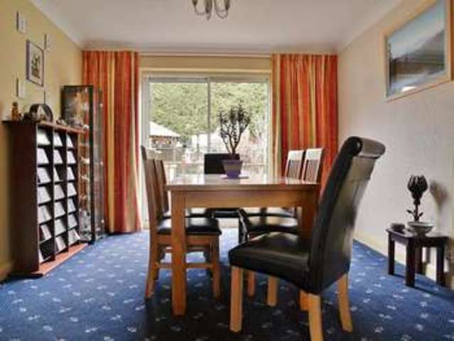  Image of 4 bedroom Detached house for sale in Mons Way Abingdon OX14 at Abingdon, OX14 1NJ
