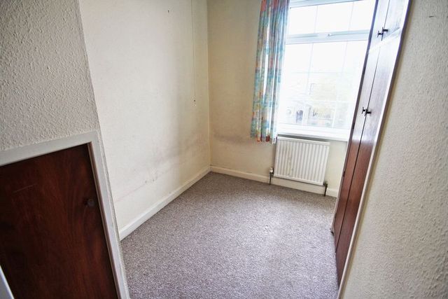  Image of 4 bedroom Detached house for sale in Moorlands Road Outlane Huddersfield HD3 at Moorlands Road  Huddersfield, HD3 3UQ