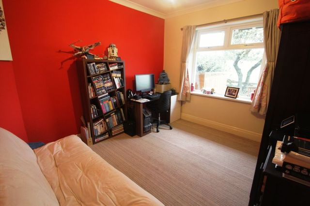  Image of 2 bedroom Bungalow for sale in Mount Royal Holywell Green Halifax HX4 at Mount Royal  Halifax, HX4 9JR