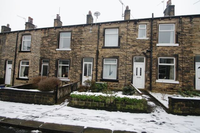  Image of 2 bedroom Detached house to rent in Myrtle Road Elland HX5 at Myrtle Road  Elland, HX5 0HU