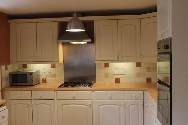  Image of 3 bedroom Semi-Detached house to rent in Newbarn Park Road Taunton TA1 at Newbarn Park Road  Taunton, TA1 4NA