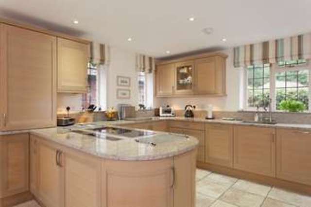  Image of 5 bedroom Detached house for sale in Lower Road Havant PO9 at Old Bedhampton Havant Hampshire, PO9 3LH