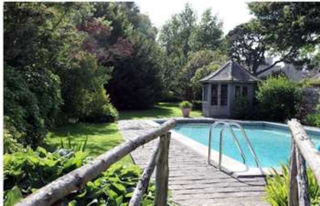  Image of 5 bedroom Detached house for sale in Lower Road Havant PO9 at Old Bedhampton Havant Hampshire, PO9 3LH
