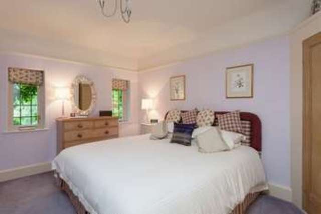  Image of 5 bedroom Detached house for sale in Lower Road Havant PO9 at Old Bedhampton Havant Hampshire, PO9 3LH