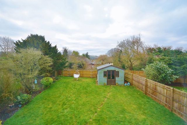  Image of 4 bedroom Detached house for sale in Old Croft Close Kingston Blount Chinnor OX39 at Old Croft Close  Kingston Blount, OX39 4RX