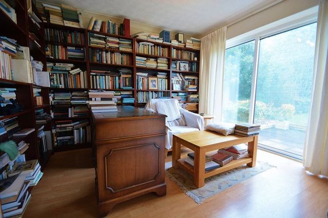  Image of 4 bedroom Detached house for sale in Old Croft Close Kingston Blount Chinnor OX39 at Old Croft Close  Kingston Blount, OX39 4RX