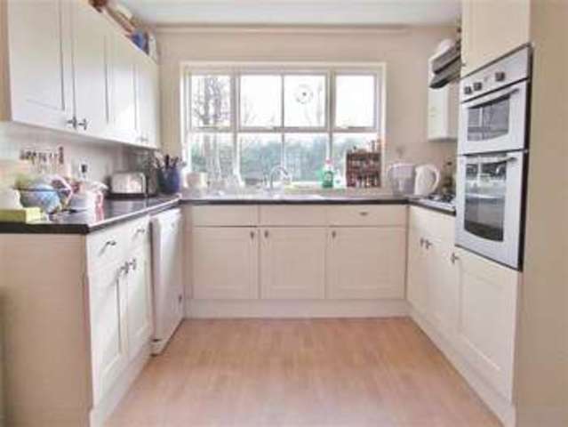 Image of 4 bedroom Detached house to rent in Old Farm Close Abingdon OX14 at Abingdon, OX14 3XU