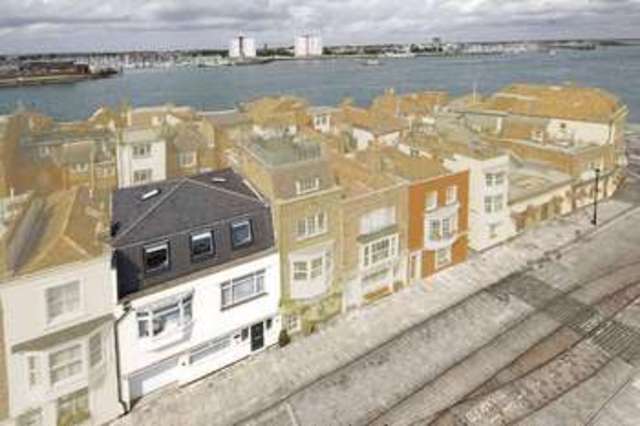  Image of 4 bedroom Property for sale in Broad Street Portsmouth PO1 at Old Portsmouth Hampshire, PO1 2JD