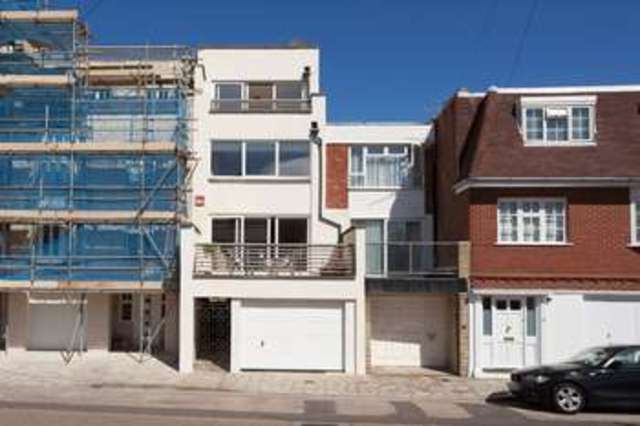  Image of 5 bedroom Town House for sale in Penny Street Portsmouth PO1 at Old Portsmouth Hampshire, PO1 2NL