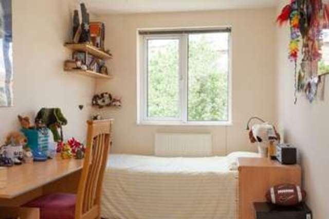  Image of 5 bedroom Town House for sale in Penny Street Portsmouth PO1 at Old Portsmouth Hampshire, PO1 2NL