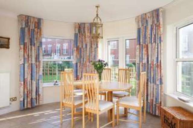  Image of 4 bedroom Town House for sale in Captains Row Portsmouth PO1 at Old Portsmouth Hampshire, PO1 2TT