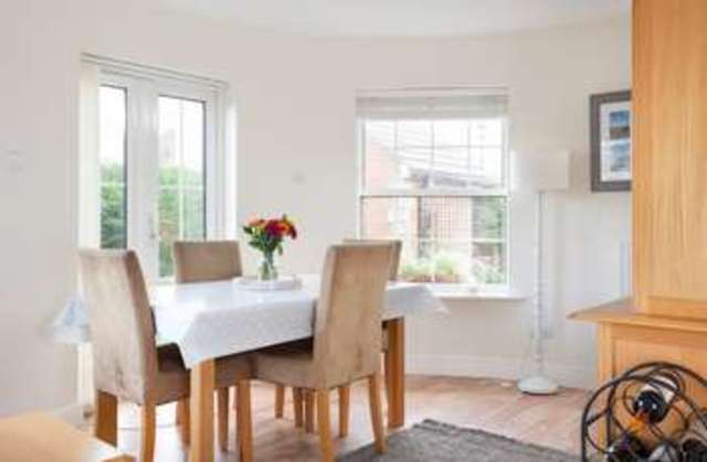  Image of 4 bedroom Town House for sale in White Hart Road Portsmouth PO1 at Old Portsmouth Hampshire, PO1 2TP
