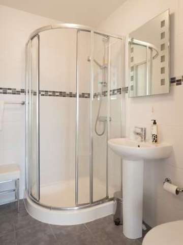  Image of 4 bedroom Town House for sale in White Hart Road Portsmouth PO1 at Old Portsmouth Hampshire, PO1 2TP