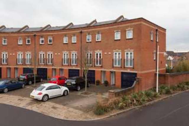  Image of 4 bedroom Town House for sale in Minerva Crescent Gunwharf Quays Portsmouth PO1 at Old Portsmouth Hampshire, PO1 3TD