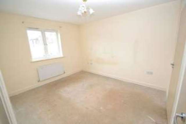  Image of 3 bedroom Terraced house for sale in Olive Avenue Long Eaton Nottingham NG10 at Olive Avenue  Long Eaton, NG10 1NN