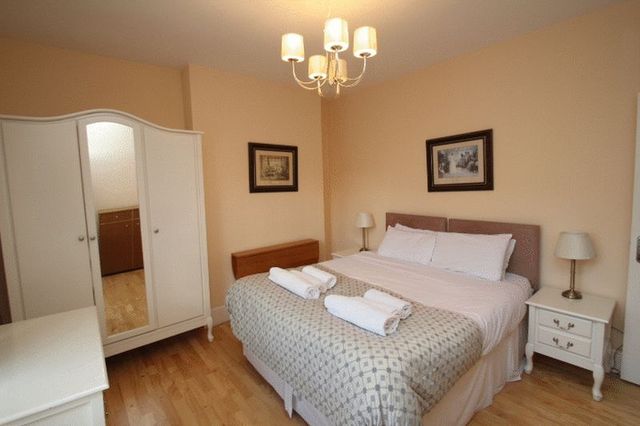  Image of 1 bedroom Flat to rent in Castletown Road London W14 at Castletown Road  London, W14 9HE