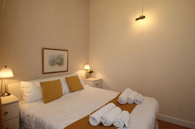  Image of 1 bedroom Flat to rent in Castletown Road London W14 at Castletown Road  London, W14 9HE