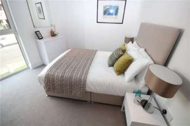  Image of 2 bedroom Apartment for sale in Flower Lane London NW7 at London  Mill Hill, NW7 2JL