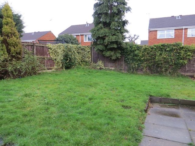  Image of 2 bedroom Semi-Detached house to rent in Over Brunton Close Northfield Birmingham B31 at Over Brunton Close  Birmingham, B31 3XB
