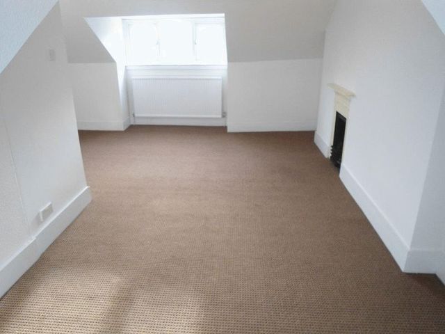  Image of 2 bedroom Flat to rent in Aldwick Road Aldwick Bognor Regis PO21 at Aldwick Road  Bognor Regis, PO21 2PE