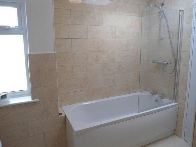  Image of 2 bedroom Flat to rent in Aldwick Road Aldwick Bognor Regis PO21 at Aldwick Road  Bognor Regis, PO21 2PE