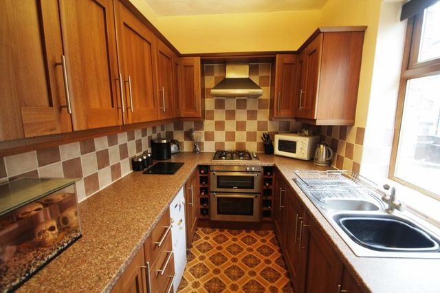  Image of 2 bedroom Terraced house for sale in Oxford Street Sowerby Bridge HX6 at Oxford Street  Sowerby Bridge, HX6 2DE