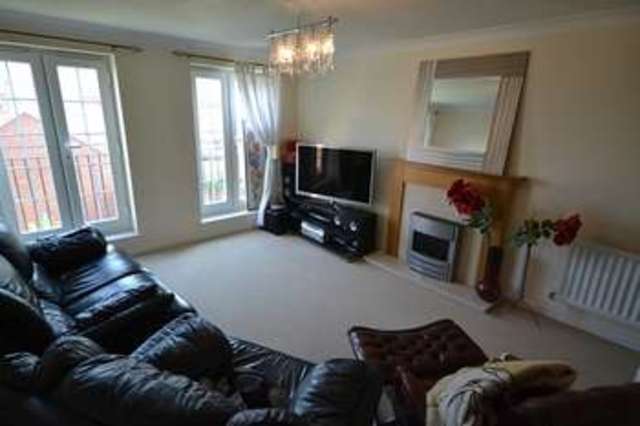  Image of 3 bedroom End of Terrace to rent in Oystermouth Way Coedkernew Newport NP10 at Oystermouth Way  Newport, NP10 8EA