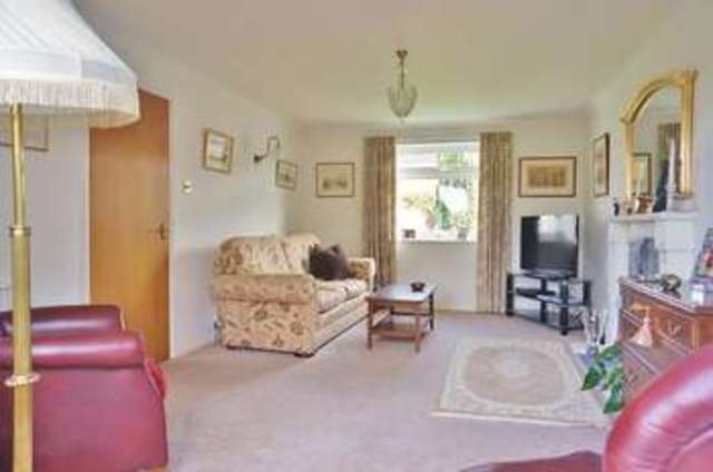  Image of 4 bedroom Detached house for sale in Pagisters Road Abingdon OX14 at Abingdon, OX14 2LY