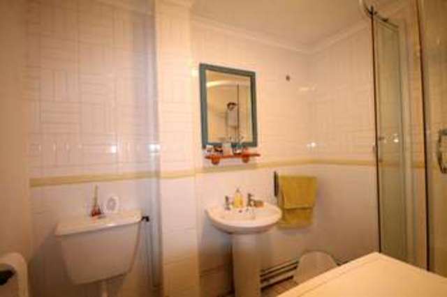  Image of 1 bedroom Flat to rent in Park Hill Road Shortlands Bromley BR2 at Shortlands  Kent, BR2 0XG