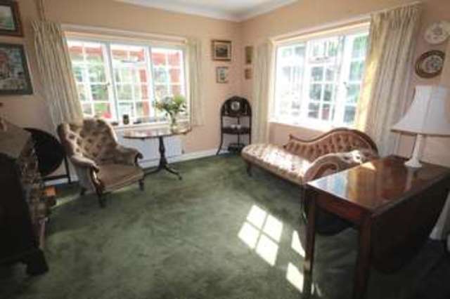 Image of 3 bedroom Detached house for sale in Park Lane Castle Donington Derby DE74 at Castle Donington Castle Donington Derbyshire, DE74 2JF