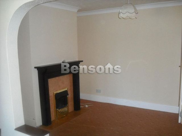  Image of 3 bedroom Semi-Detached house to rent in Parkdale Hadley Telford TF1 at Parkdale Hadley Telford, TF1 6PE