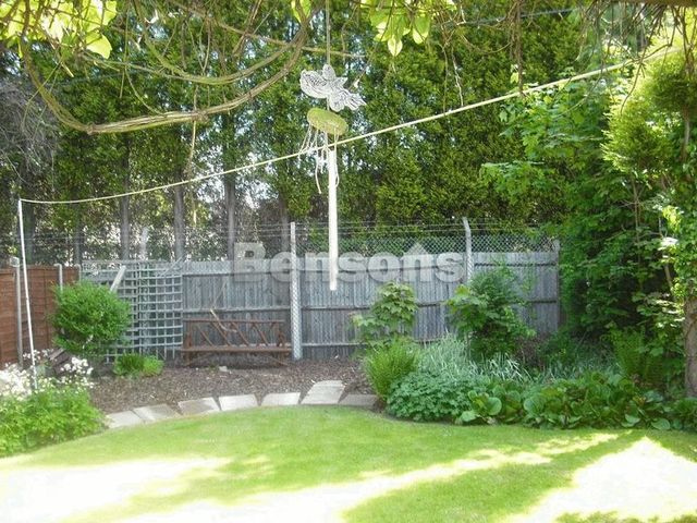  Image of 3 bedroom Semi-Detached house to rent in Parkdale Hadley Telford TF1 at Parkdale Hadley Telford, TF1 6PE