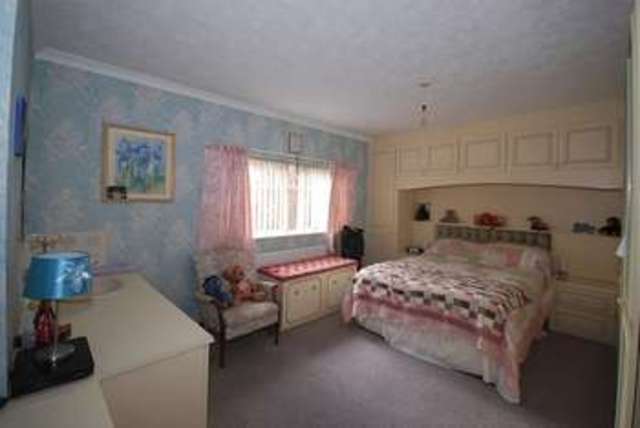  Image of 4 bedroom Detached house for sale in Pentre-Poeth Road Bassaleg Newport NP10 at Pentrepoeth Road  Newport, NP10 8LN