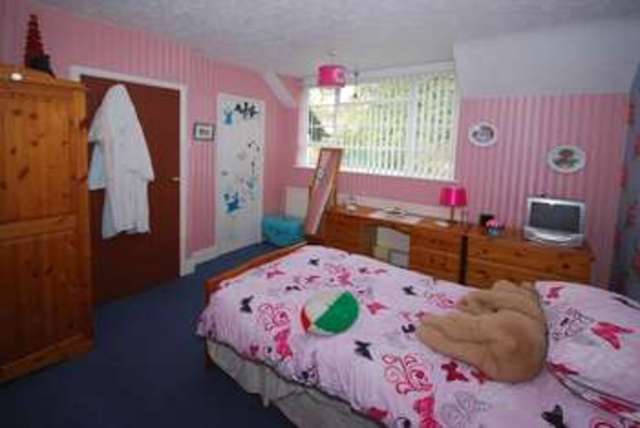  Image of 4 bedroom Detached house for sale in Pentre-Poeth Road Bassaleg Newport NP10 at Pentrepoeth Road  Newport, NP10 8LN