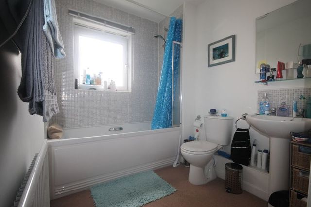  Image of 1 bedroom Flat for sale in Phoenix Way Portishead Bristol BS20 at Phoenix Way Portishead Bristol, BS20 7PB