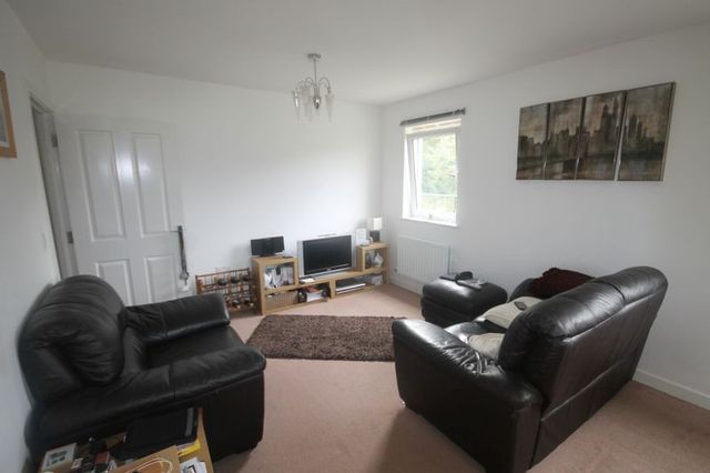  Image of 1 bedroom Flat for sale in Phoenix Way Portishead Bristol BS20 at Phoenix Way Portishead Bristol, BS20 7PB