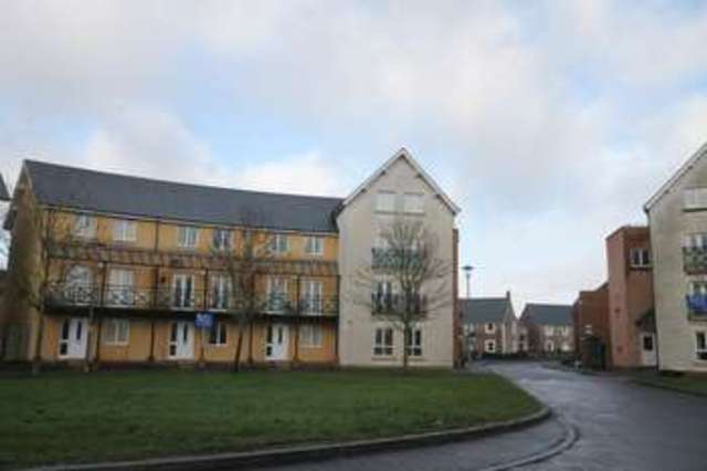  Image of 2 bedroom Flat to rent in Phoenix Way Portishead Bristol BS20 at Phoenix Way Portishead Bristol, BS20 7FG