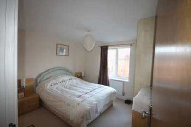  Image of 2 bedroom Flat to rent in Phoenix Way Portishead Bristol BS20 at Phoenix Way Portishead Bristol, BS20 7FG