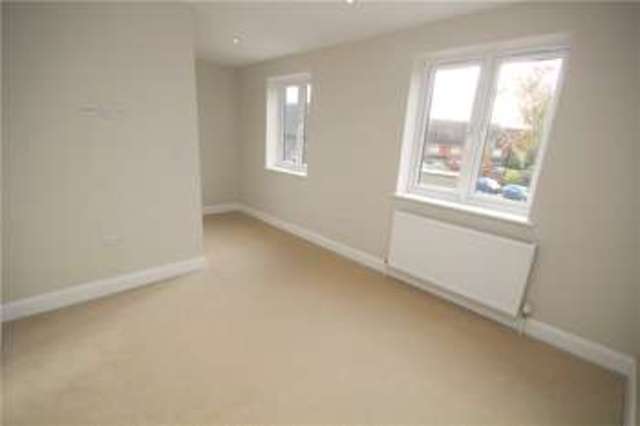  Image of 3 bedroom Terraced house for sale in Buttercup Close Northolt UB5 at Northolt  Northolt, UB5 5TS