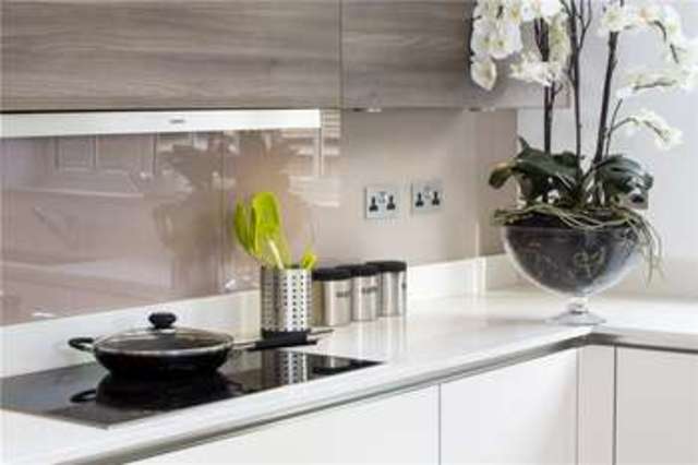  Image of 2 bedroom Apartment for sale in Sparrows Herne Bushey WD23 at Bushey Hertfordshire Bushey Heath, WD23 1AQ