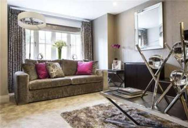  Image of 2 bedroom Apartment for sale in Sparrows Herne Bushey WD23 at Bushey Hertfordshire Bushey Heath, WD23 1AQ