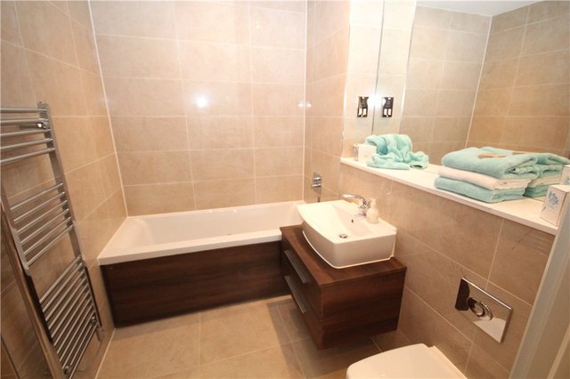  Image of 2 bedroom Flat for sale in Nether Street London N12 at Nether Street Finchley Woodside Park, N12 8EU