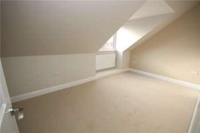  Image of 4 bedroom Terraced house for sale in Buttercup Close Northolt UB5 at Northolt  Northolt, UB5 5TS